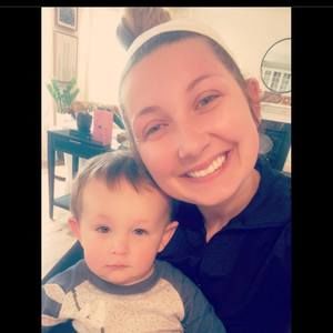 Meet your Posher, Caroline